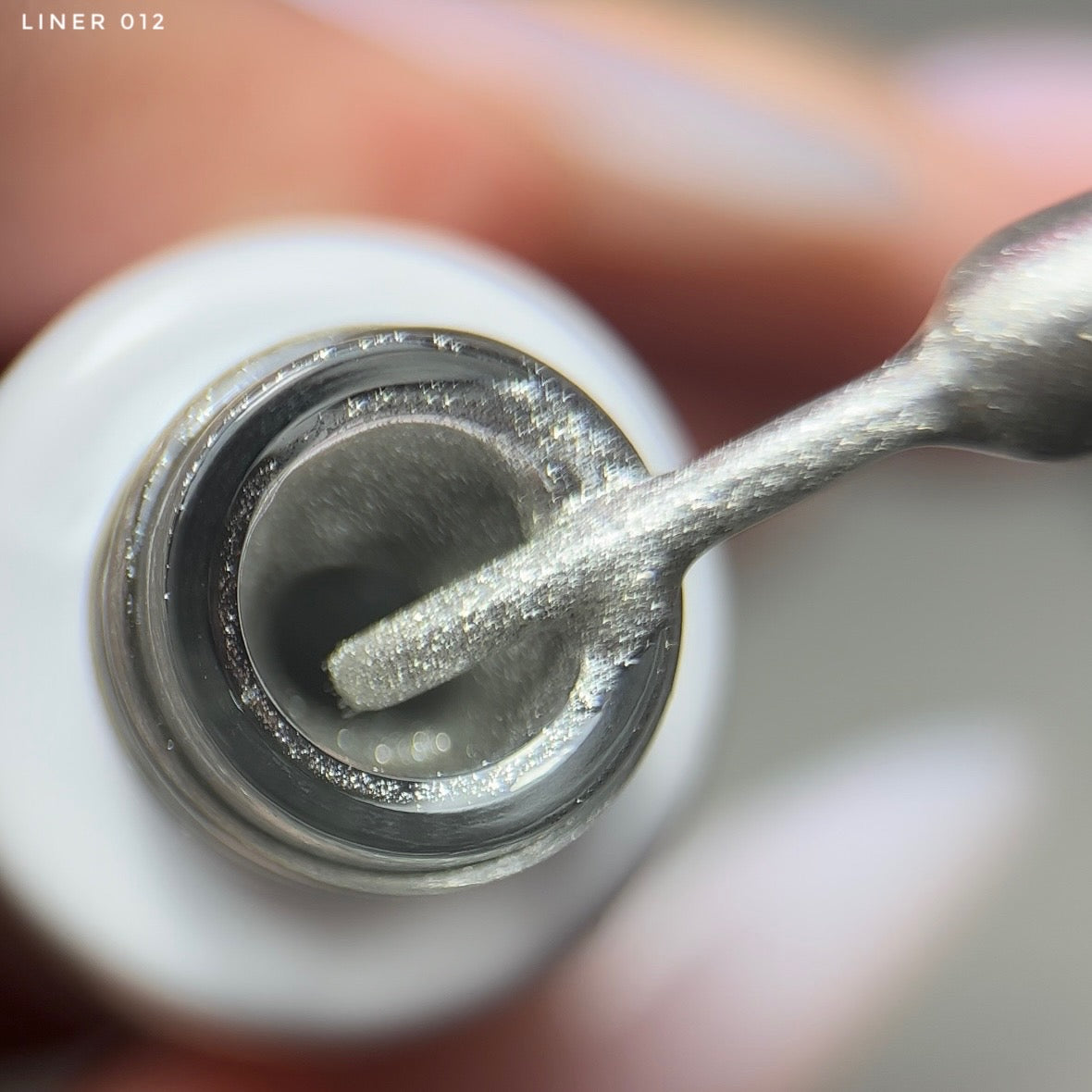 Vernis liner 12 - Lbeautynails