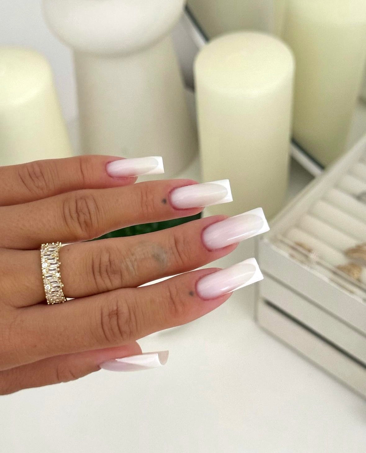 Gel de construction milky - Lbeautynails